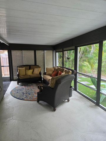 4538 Arthur Street, Palm Beach Gardens, FL 33418