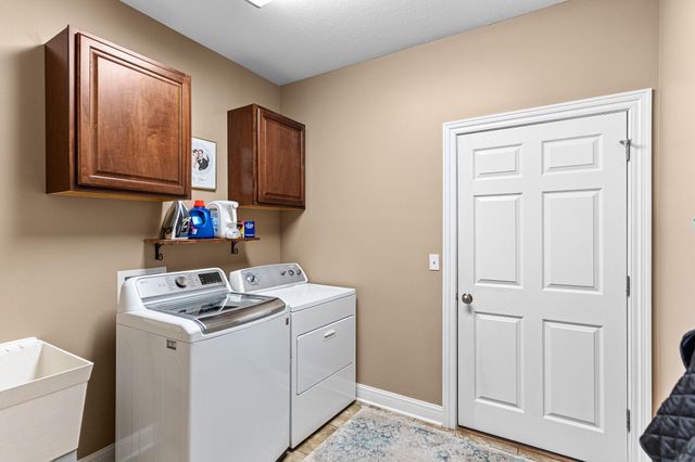 2408 STRATFORD CHASE PKY, Columbia, MO 65201