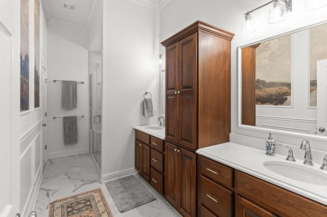 2408 STRATFORD CHASE PKY, Columbia, MO 65201