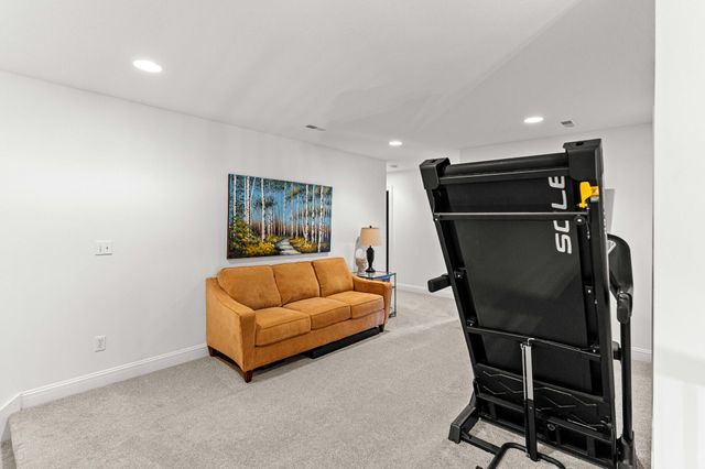 2408 STRATFORD CHASE PKY, Columbia, MO 65201