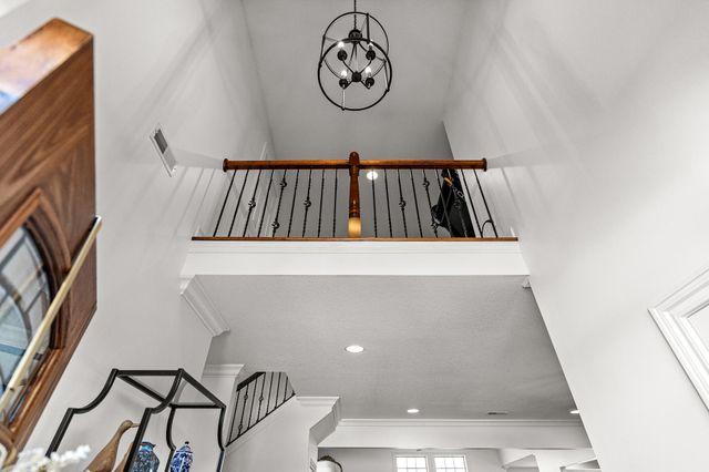 2408 STRATFORD CHASE PKY, Columbia, MO 65201