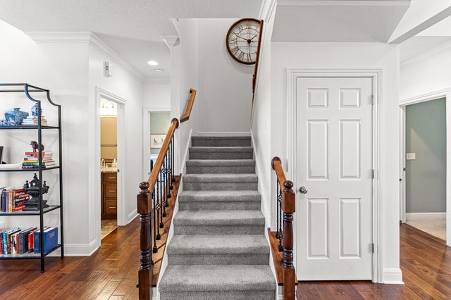 2408 STRATFORD CHASE PKY, Columbia, MO 65201