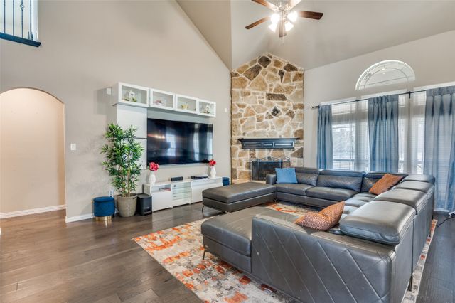 3449 Ava Drive, Midlothian, TX 76065