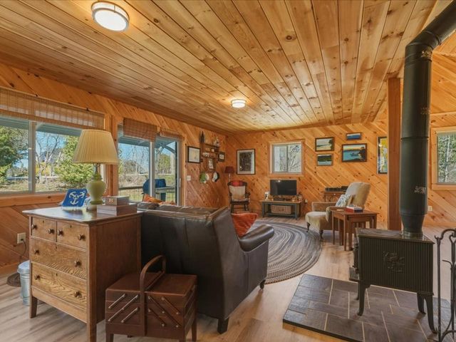 1233 Blockhouse Point Road, North Hero, VT 05474