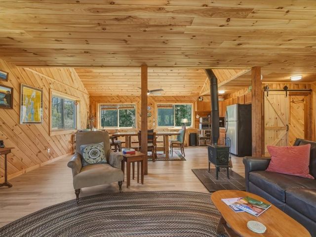 1233 Blockhouse Point Road, North Hero, VT 05474