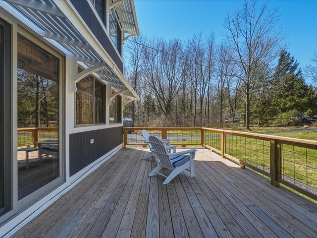 1233 Blockhouse Point Road, North Hero, VT 05474