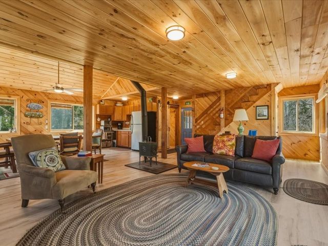 1233 Blockhouse Point Road, North Hero, VT 05474