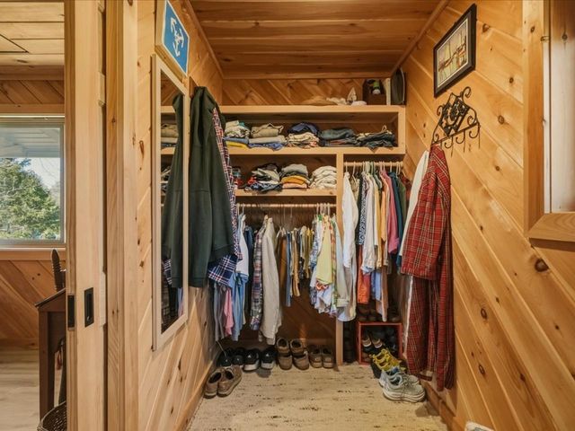 1233 Blockhouse Point Road, North Hero, VT 05474