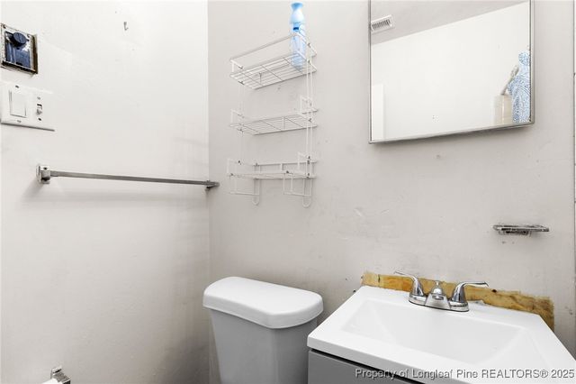 7006 Ryan Street, Fayetteville, NC 28314