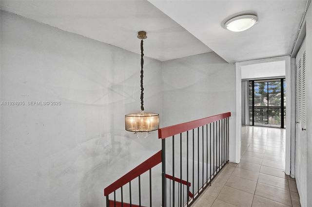 20607 NE 7th Ct, Miami, FL 33179