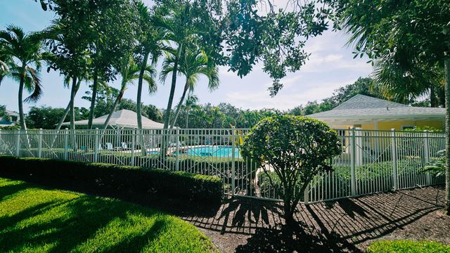 2868 W COMMUNITY Drive, Jupiter, FL 33458