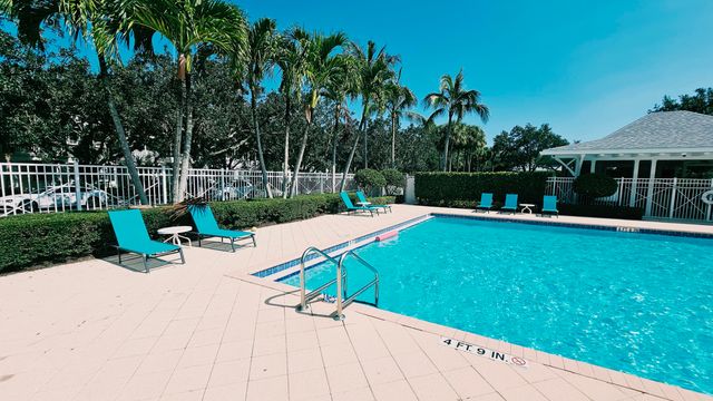 2868 W COMMUNITY Drive, Jupiter, FL 33458