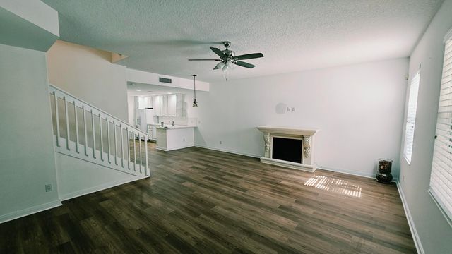 2868 W COMMUNITY Drive, Jupiter, FL 33458