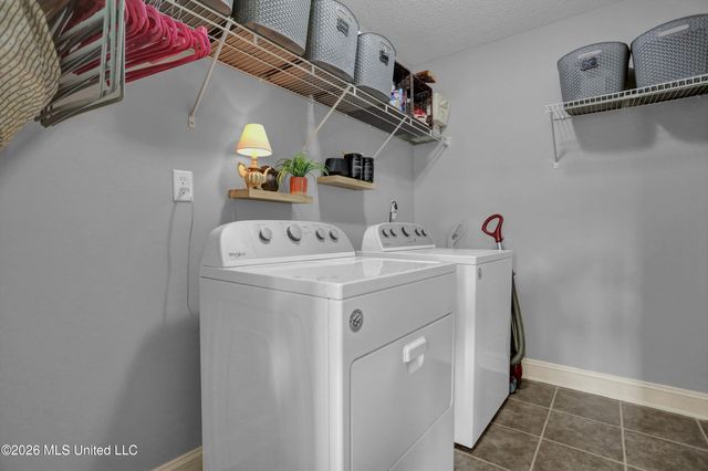 4981 Waterstone Cove, Olive Branch, MS 38654