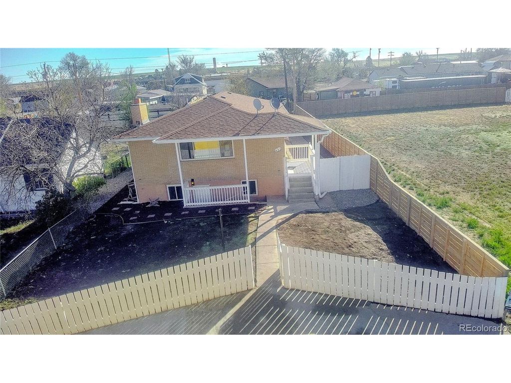432 3rd Ave, Deer Trail, CO 80105