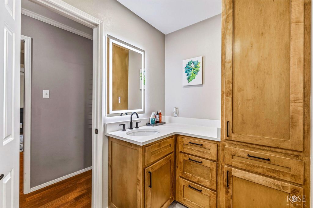 Image 22 of property listing at 3325 Grandview Drive, San Angelo, TX 76904