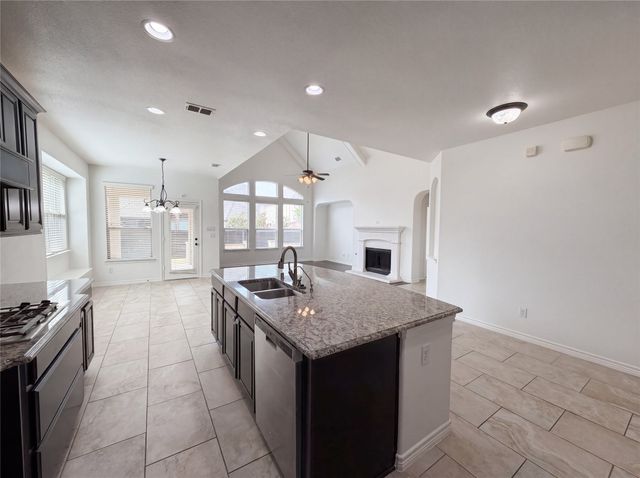 8312 Snow Goose Way, Fort Worth, TX 76118