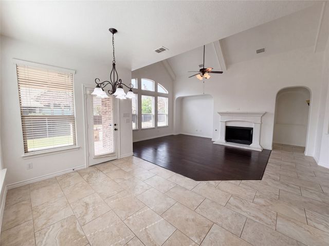 8312 Snow Goose Way, Fort Worth, TX 76118