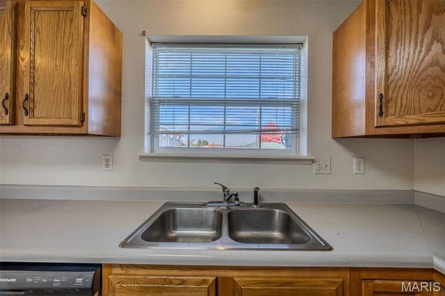 1215 Glenridge Street 5, 6, 7, 8, 9, Lebanon, MO 65536