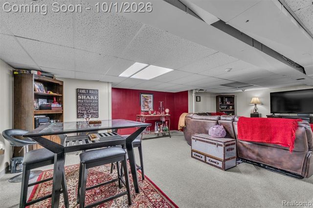 24804 Ridgecroft Avenue, Eastpointe, MI 48021