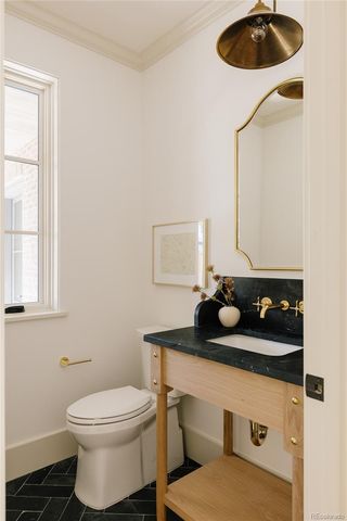 858 S Saint Paul Street, Denver, CO 80209