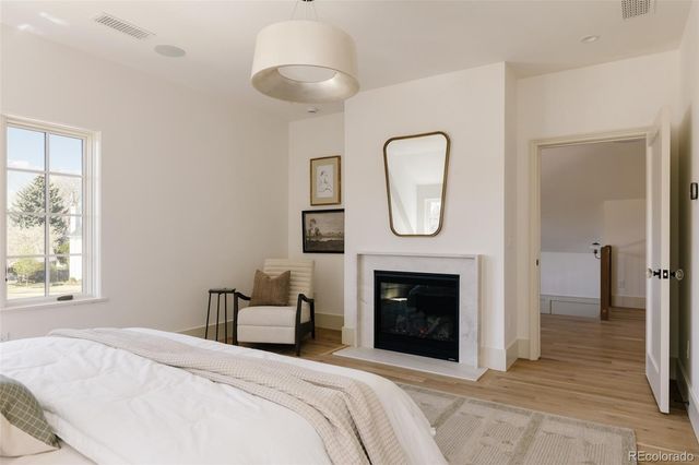 858 S Saint Paul Street, Denver, CO 80209