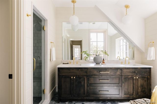 858 S Saint Paul Street, Denver, CO 80209