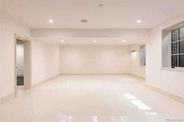 858 S Saint Paul Street, Denver, CO 80209