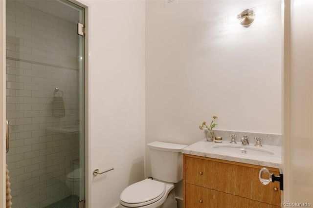 858 S Saint Paul Street, Denver, CO 80209