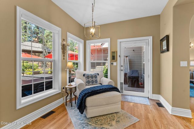 1611 E Heritage Ln, Spokane, WA 99208