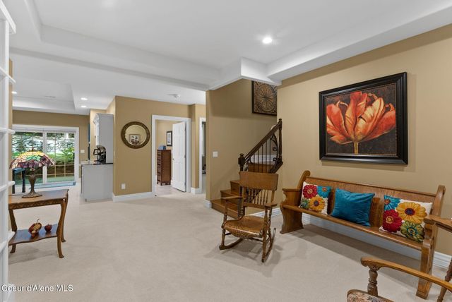 1611 E Heritage Ln, Spokane, WA 99208