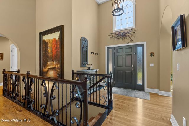 1611 E Heritage Ln, Spokane, WA 99208