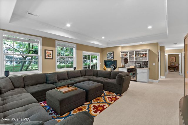 1611 E Heritage Ln, Spokane, WA 99208