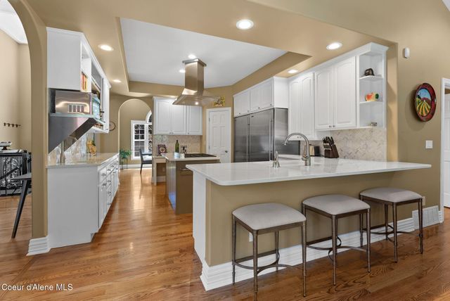 1611 E Heritage Ln, Spokane, WA 99208