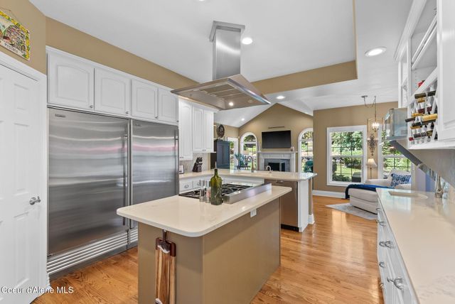 1611 E Heritage Ln, Spokane, WA 99208