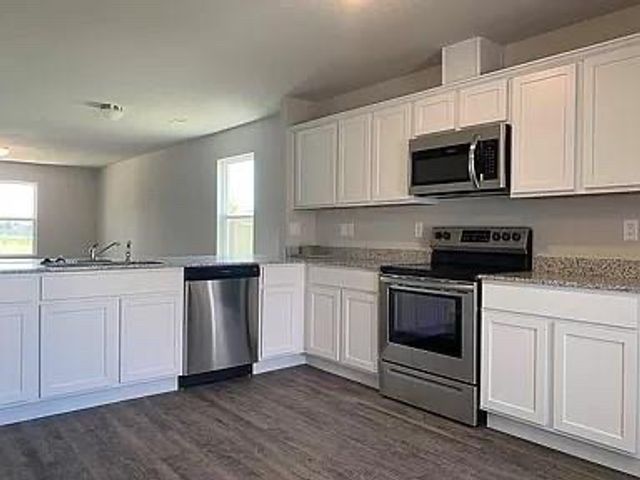 3147 Wolf Creeck Street, Springdale, AR 72764