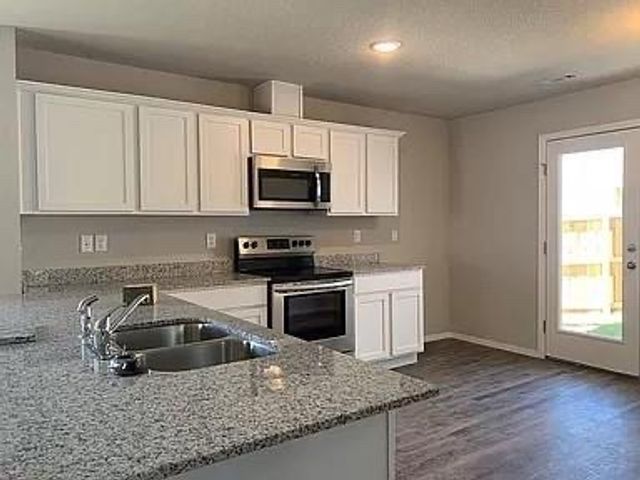 3147 Wolf Creeck Street, Springdale, AR 72764