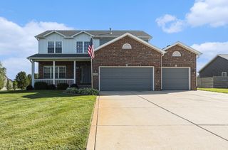 524 Scenic View Avenue, Valparaiso, IN 46385