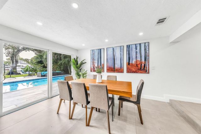 2810 Riverland Rd, Fort Lauderdale, FL 33312