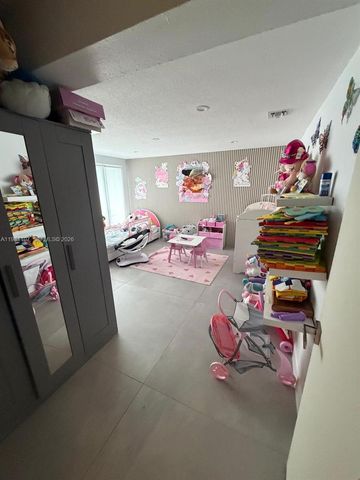 2810 Riverland Rd, Fort Lauderdale, FL 33312