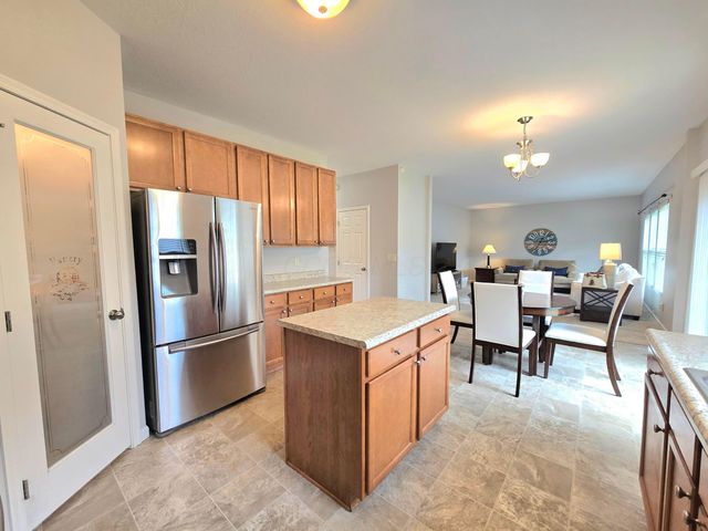 4879 Shallowford Loop, Grove City, OH 43123