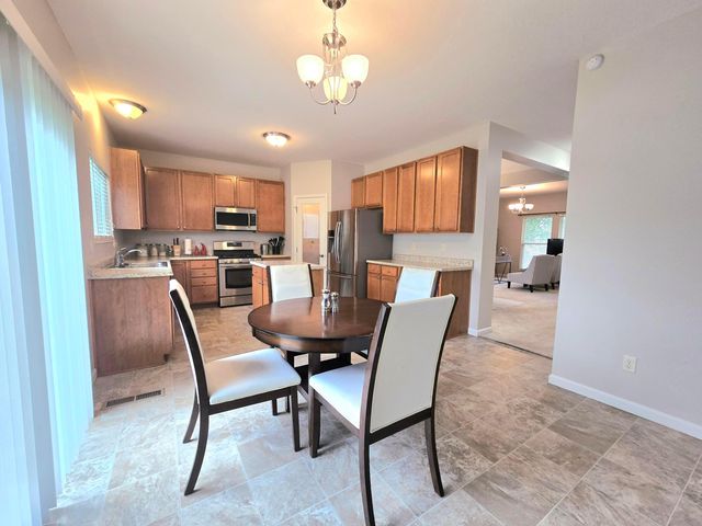 4879 Shallowford Loop, Grove City, OH 43123