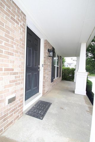 4879 Shallowford Loop, Grove City, OH 43123