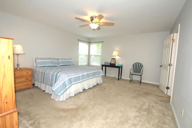 4879 Shallowford Loop, Grove City, OH 43123