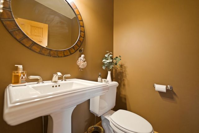 4941 E 107th Court, Crown Point, IN 46307