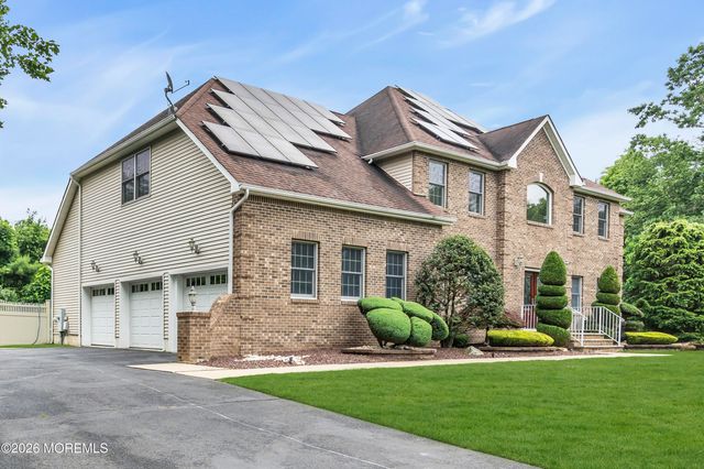 2 Michaels Court, Jackson, NJ 08527