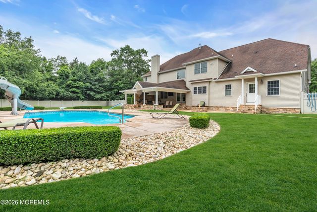 2 Michaels Court, Jackson, NJ 08527