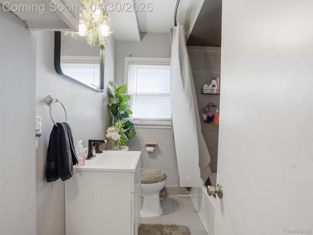 18901 Garfield, Redford Charter Township, MI 48240