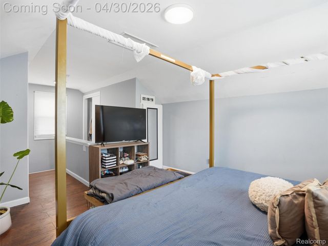 18901 Garfield, Redford Charter Township, MI 48240