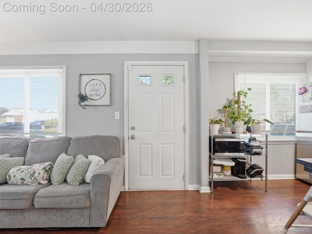 18901 Garfield, Redford Charter Township, MI 48240